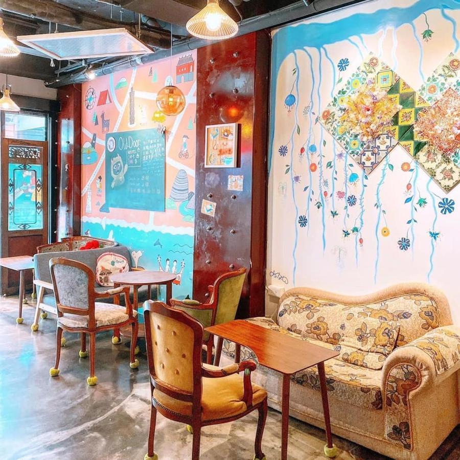 Old Door Hostel & Bar Taipei Dış mekan fotoğraf